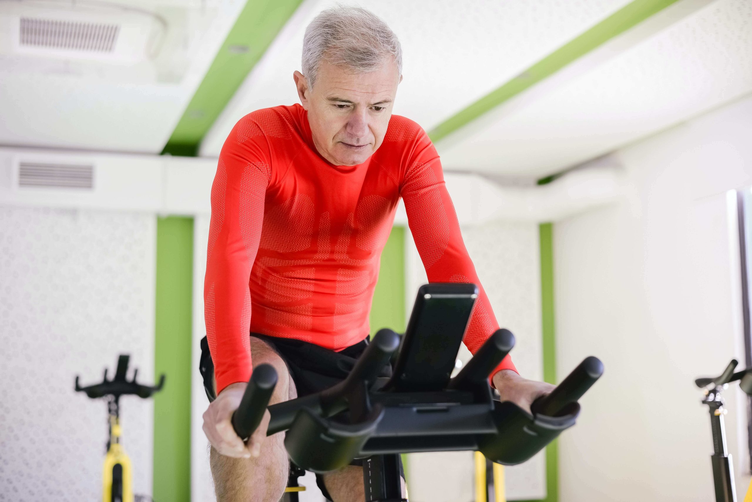 meilleur-vélo-appartement-pour-senior